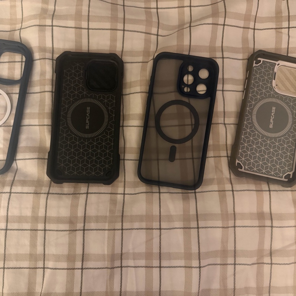 A set of 4 
15 pro max Phone Cases
